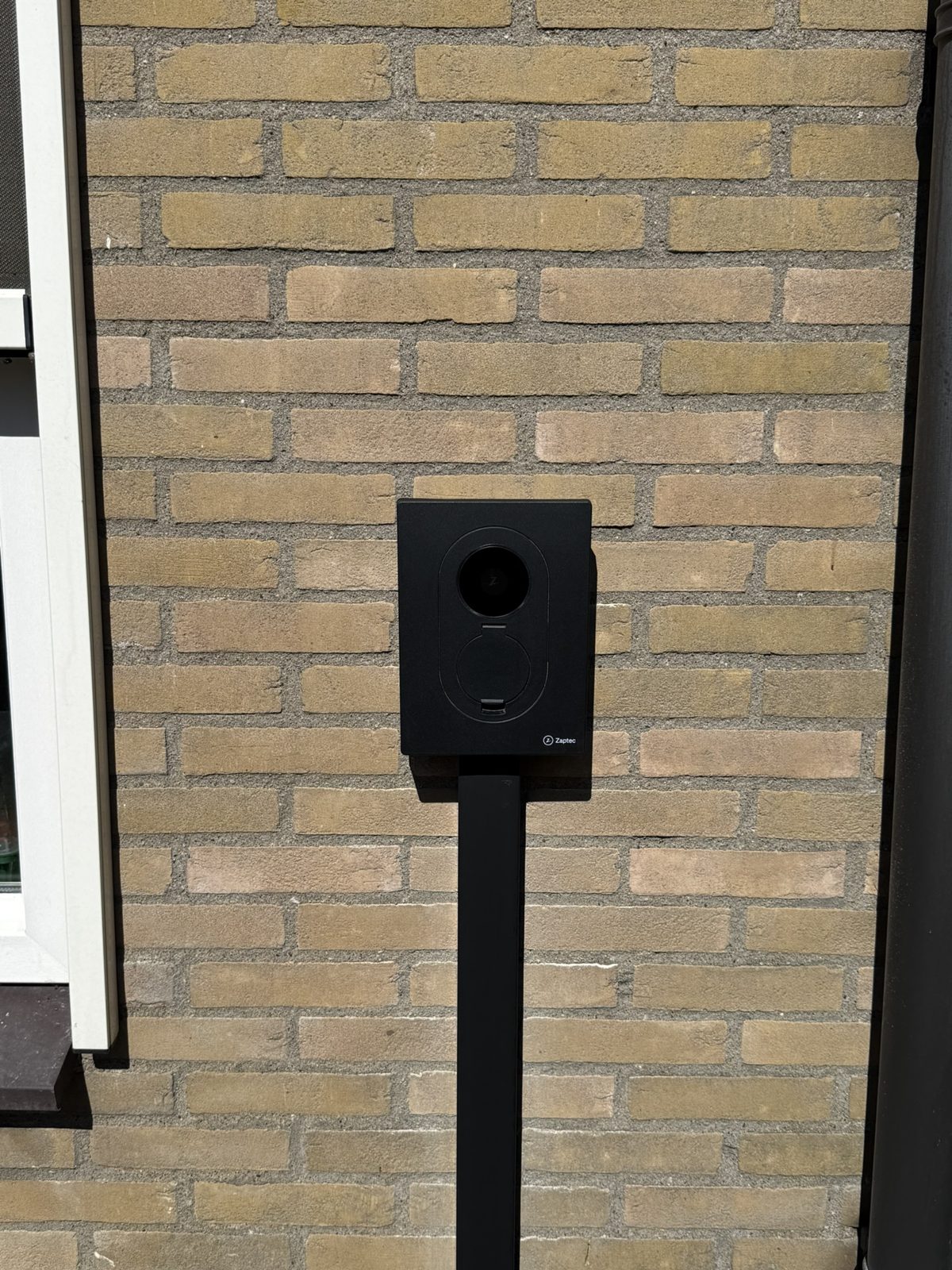 Zaptec laadpaal geïnstalleerd door VolleBakStroom